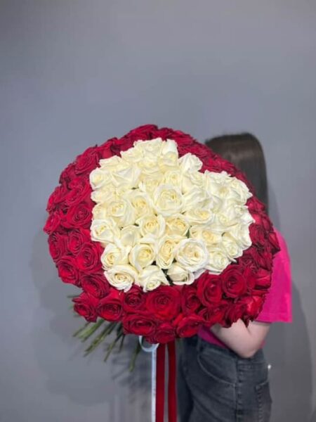 Букет СЕРДЦЕ из 101 розы