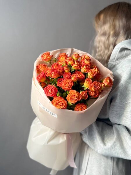 Рыжие кустовые розы 50 см